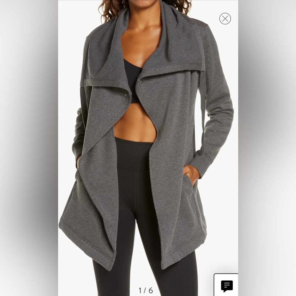 Zella Cozy Wrap Jacket in Light Grey